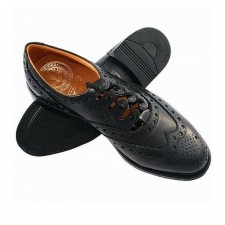 Gaelic Themes Endrick Ghillie Brogues in Black Leather