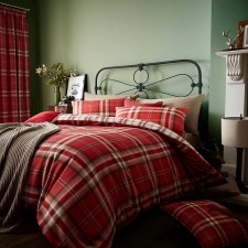 Catherine Lansfield Kelso Red Easy Care Duvet Set