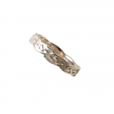 Fetlar Celtic Ring In 18ct White Gold Size N