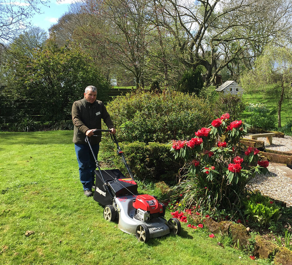 Fraser - Head Gardener at Gretna Green