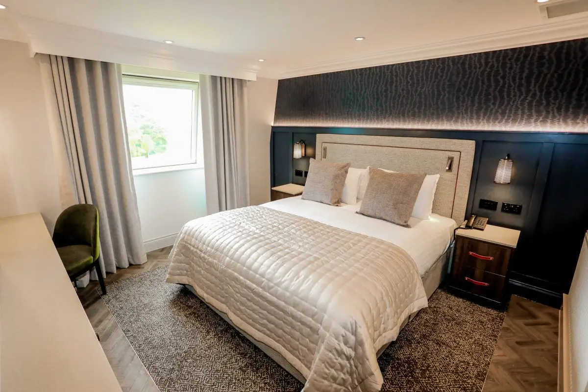 Signature Suite 4