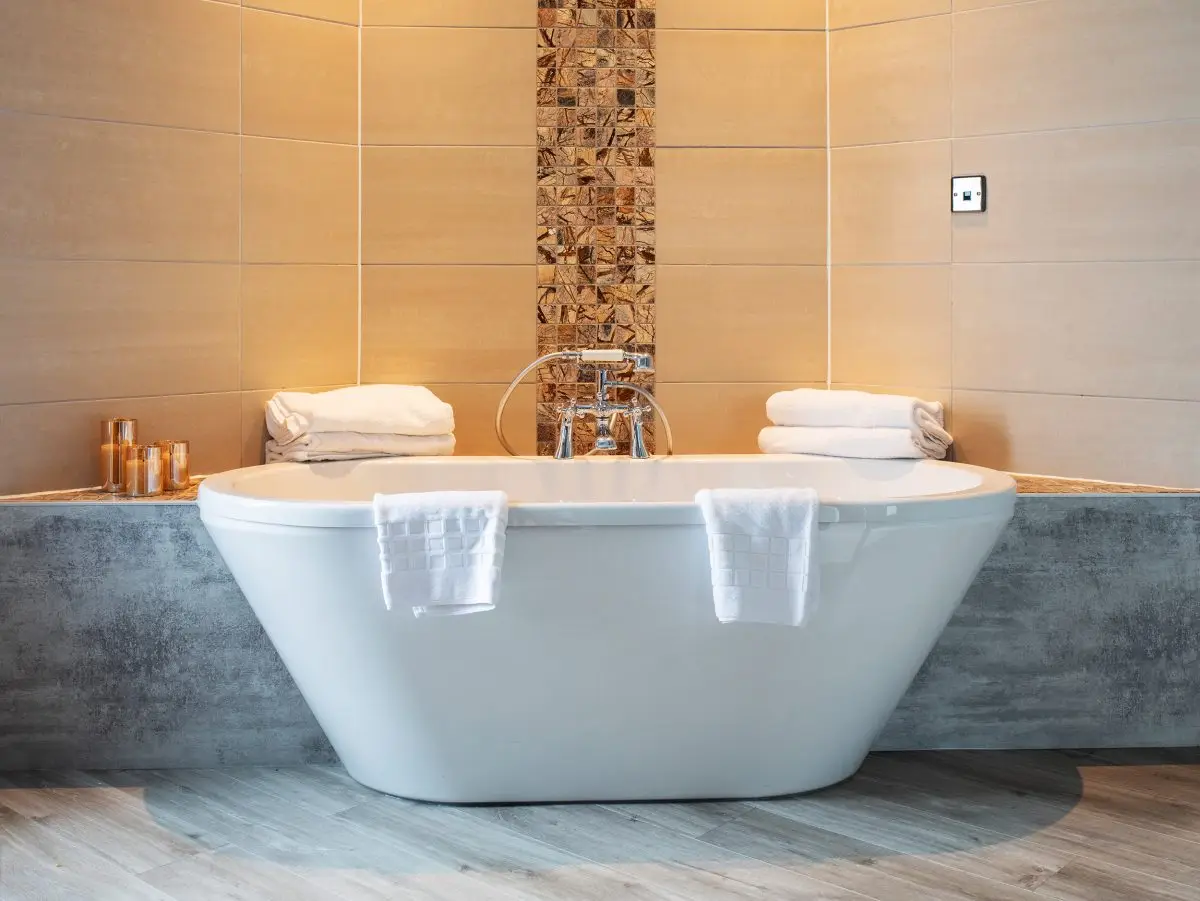 ash suite