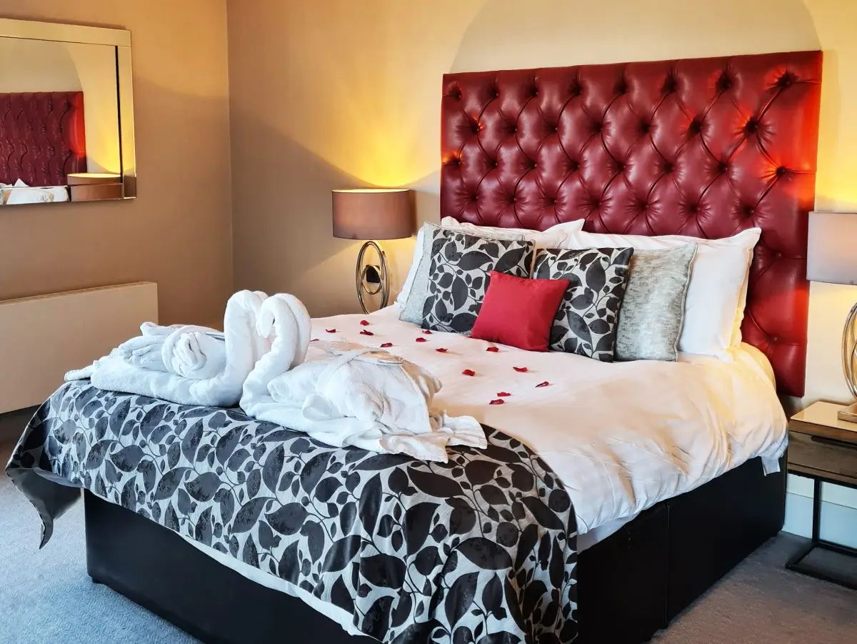 rose suite