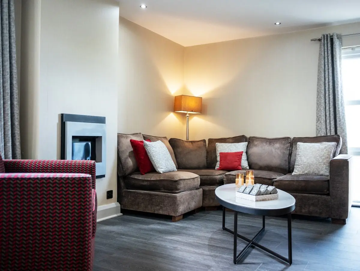 rose suite