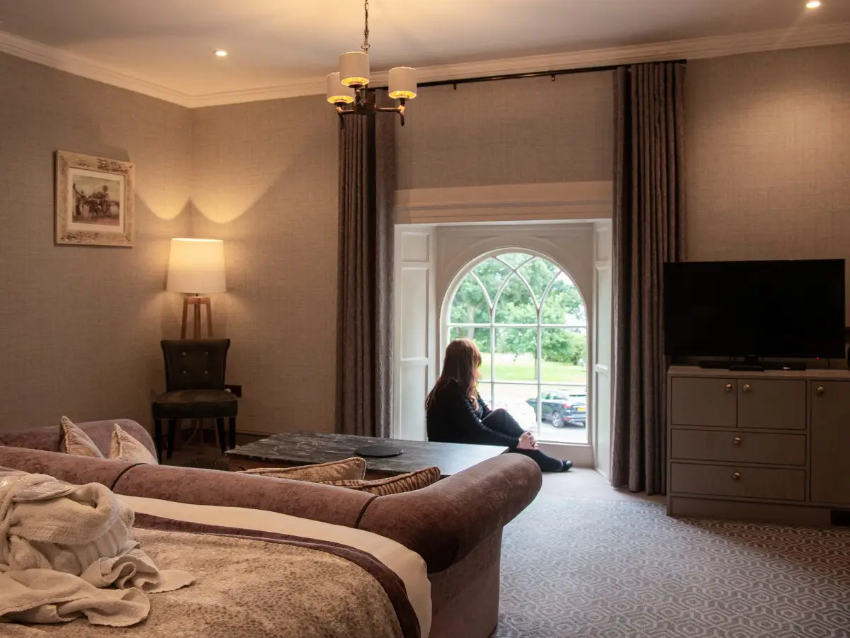 Queensbury Clayton Manor Suite