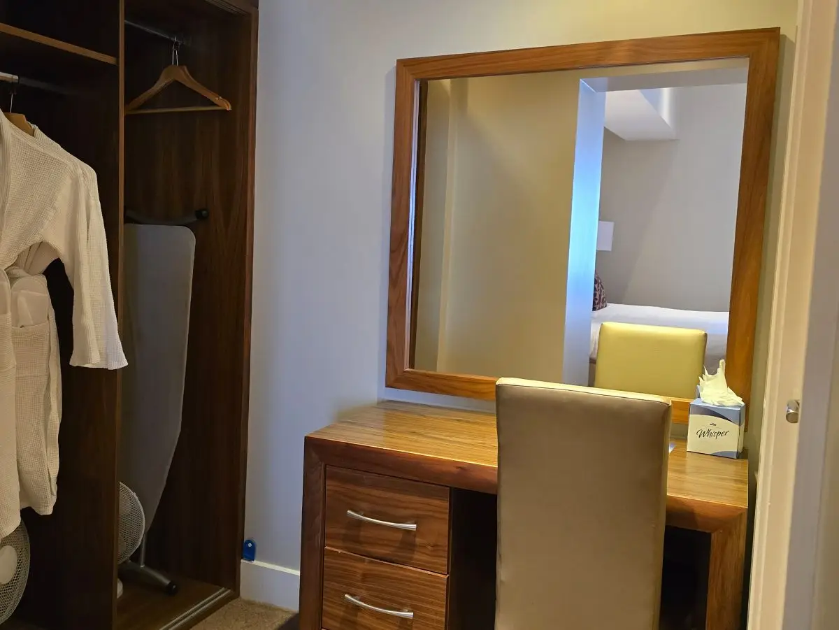 Cottage 4